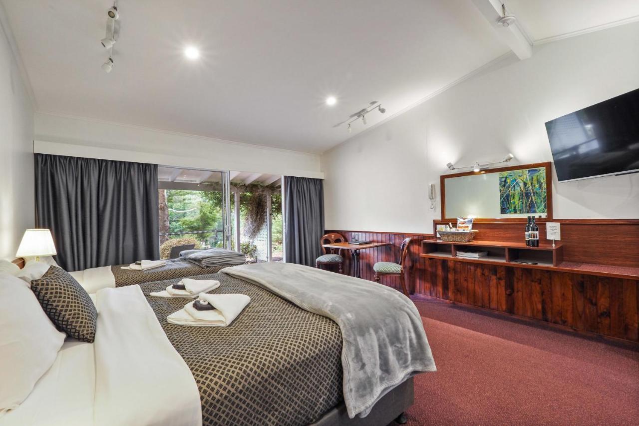 Forest Lodge Resort Пембертон Экстерьер фото